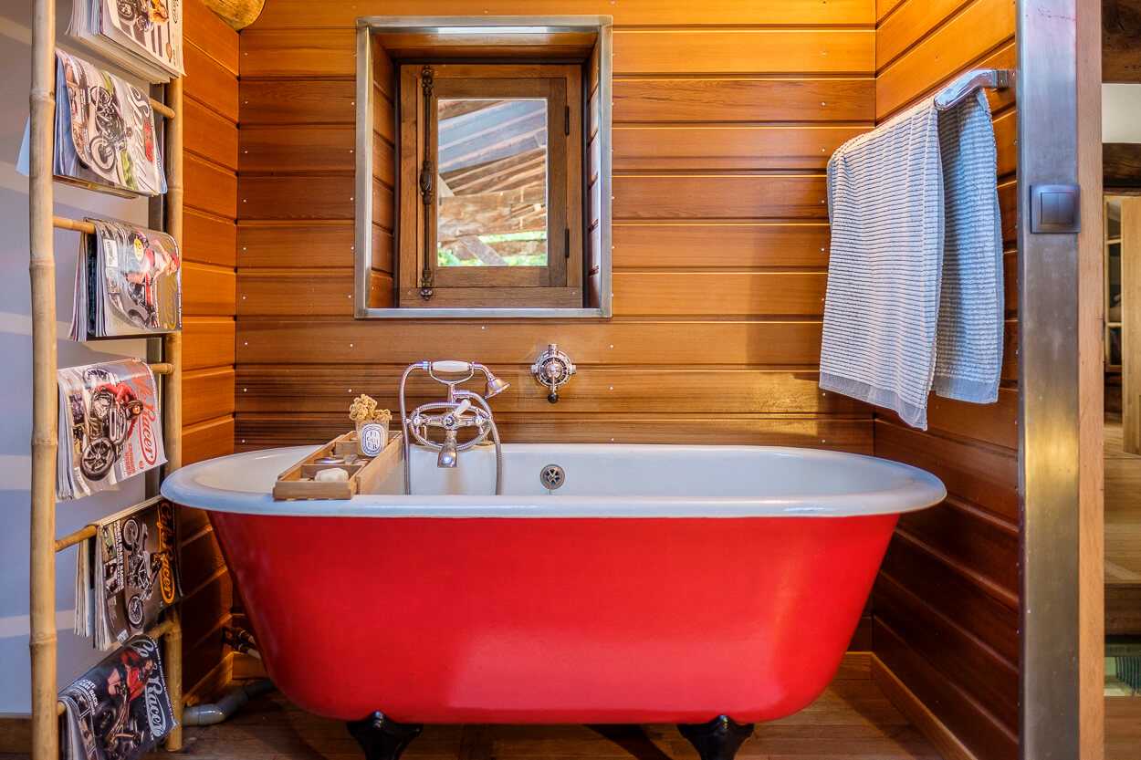 Relooking ancienne baignoire en fonte