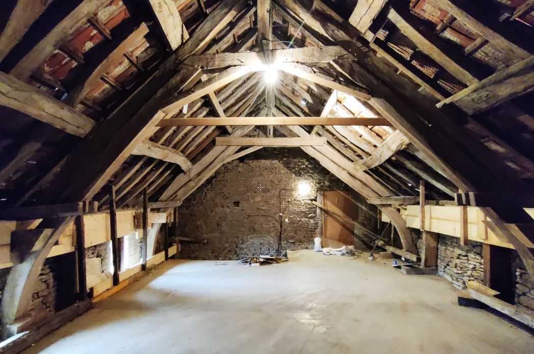 12   Chambre Tournus Av Tvx